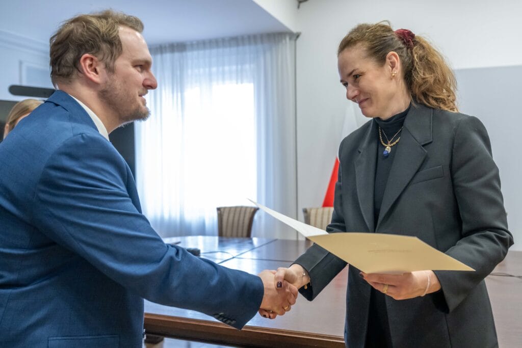 55090563594 45965fc7cd 6k